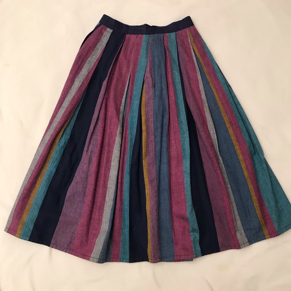 Stunning pleated skirt from India - Picture 1 of 7
